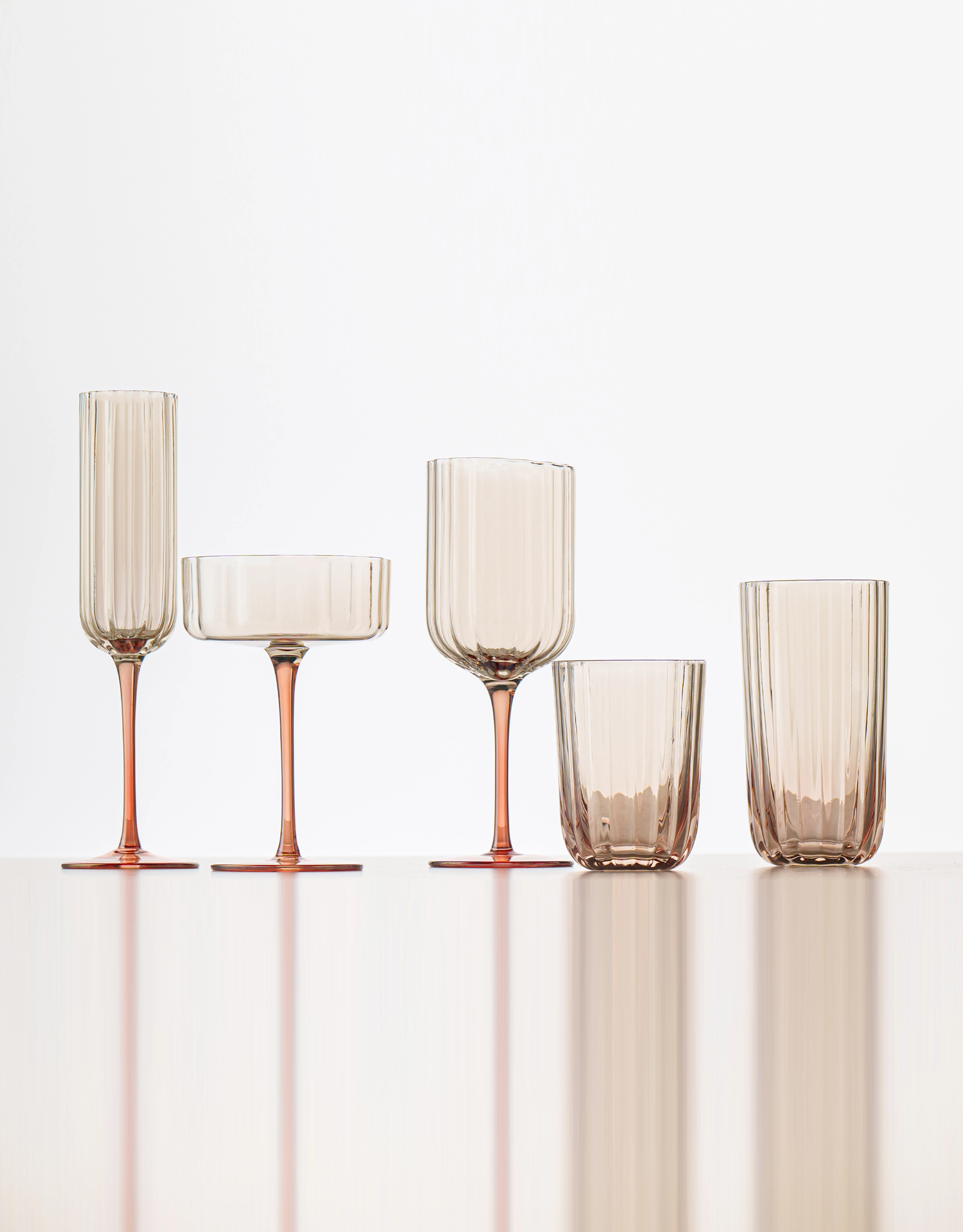 Adding A Fresh And Elegant Touch To Table Settings