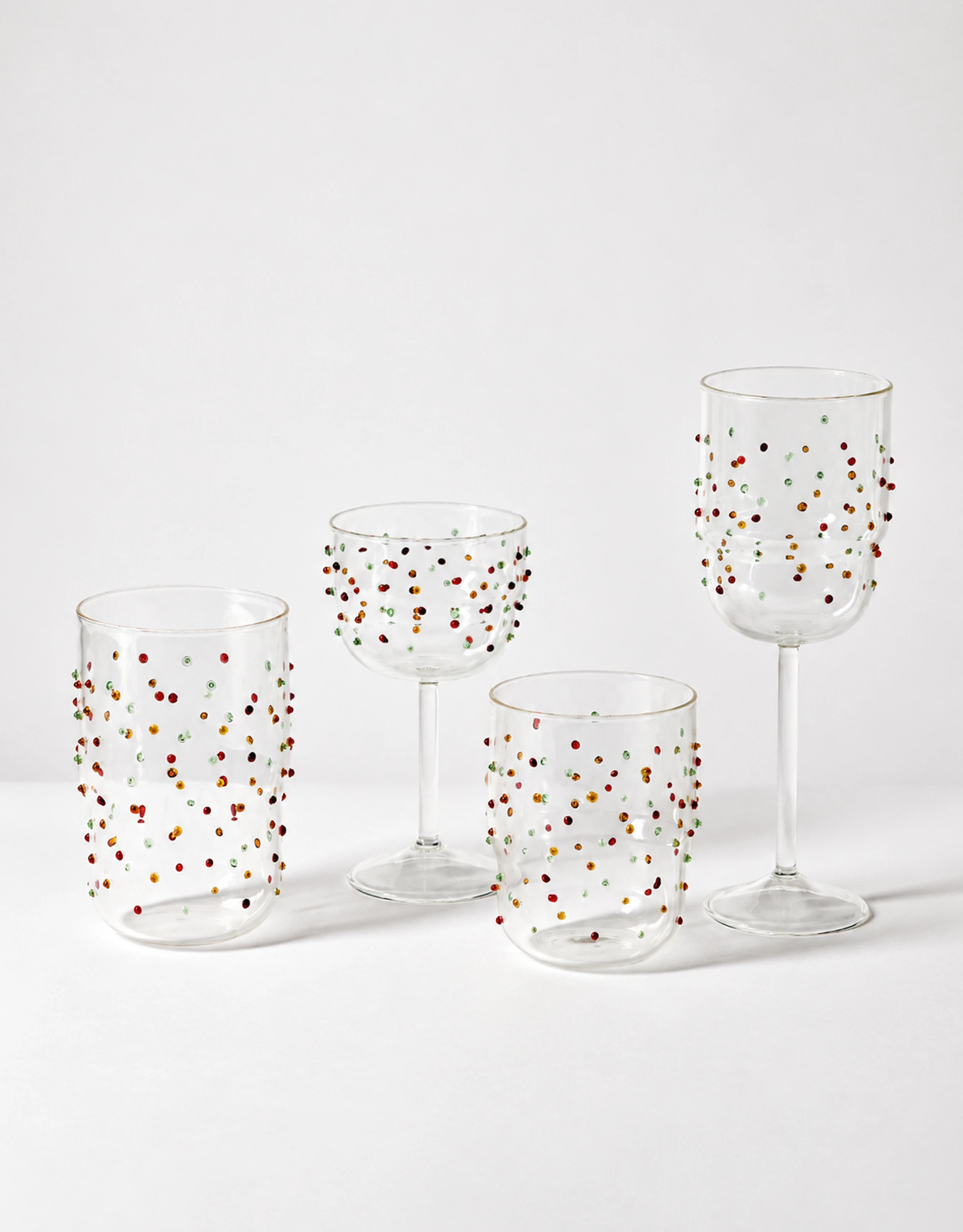 Adding A Fresh And Elegant Touch To Table Settings