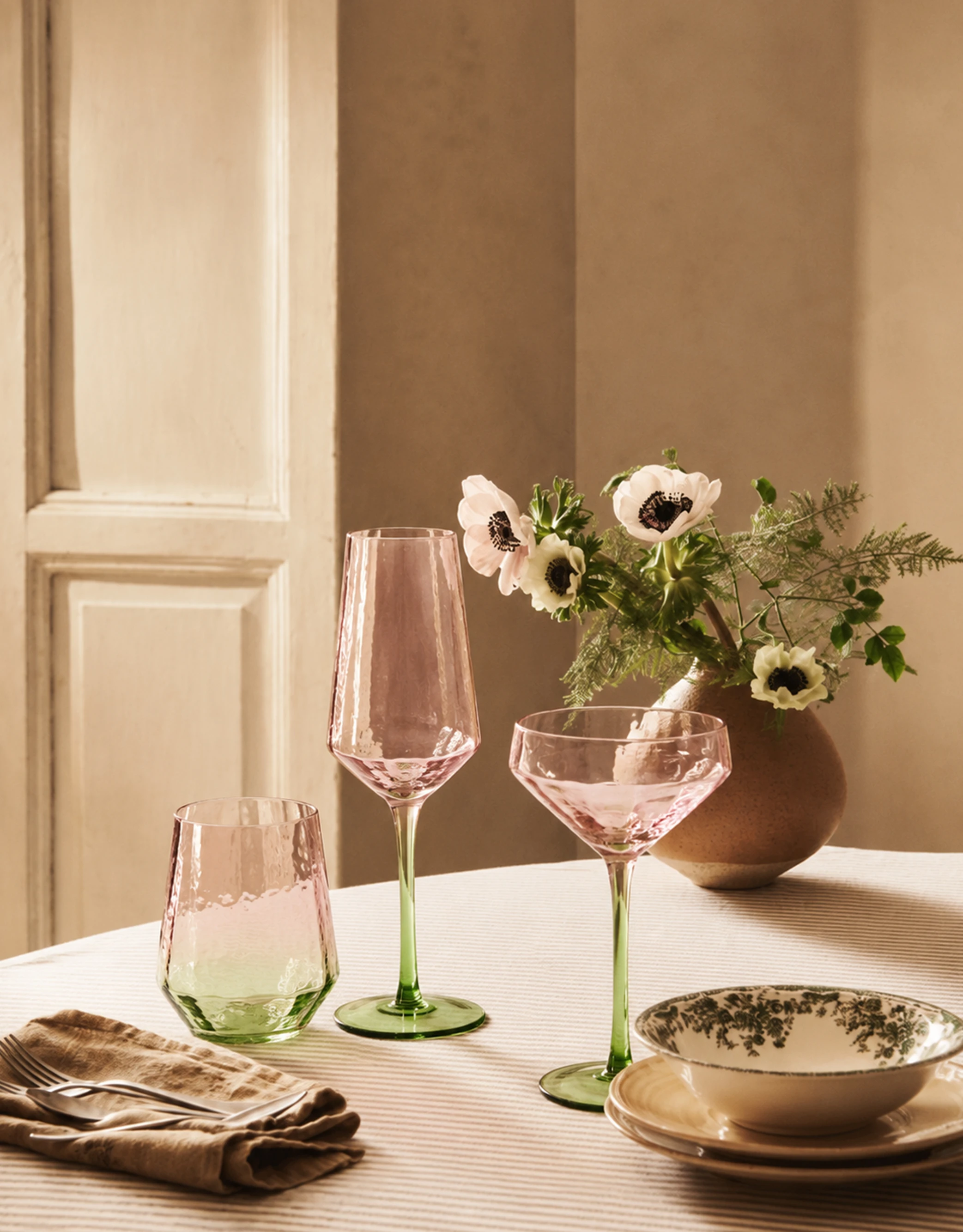Hammered Glass Drinkware Set