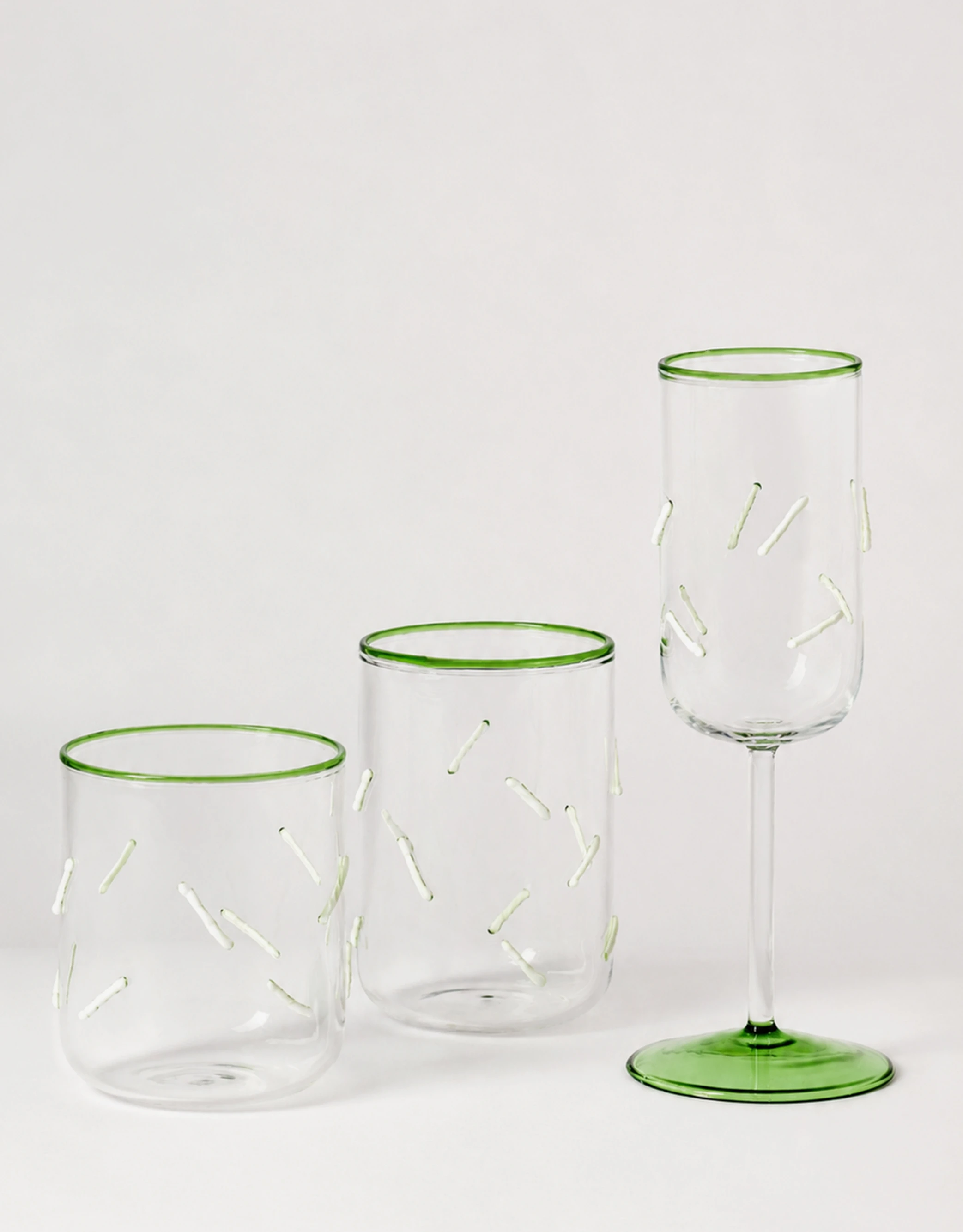 Adding A Fresh And Elegant Touch To Table Settings